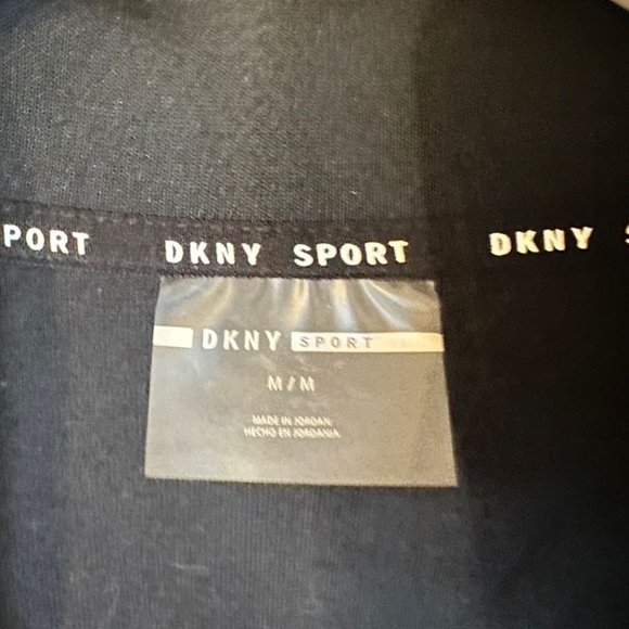 FILA Women's M Blue/White Chevron Collared Quarter Zip Pullover Sweater - Picture 15 of 16